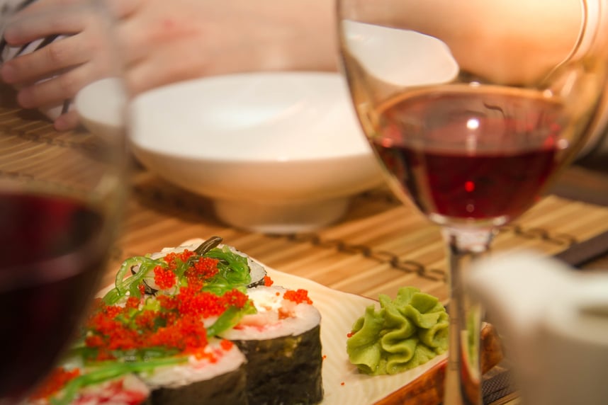die besten rot- und weissweine als begleiter zu sushi